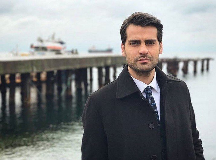 Erkan Meriç – czy aktor ma żonę i dzieci? Jego życie prywatne i rodzina